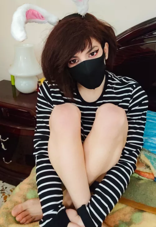 ready for easter? i am trying to feel more comfortable with my body ✨