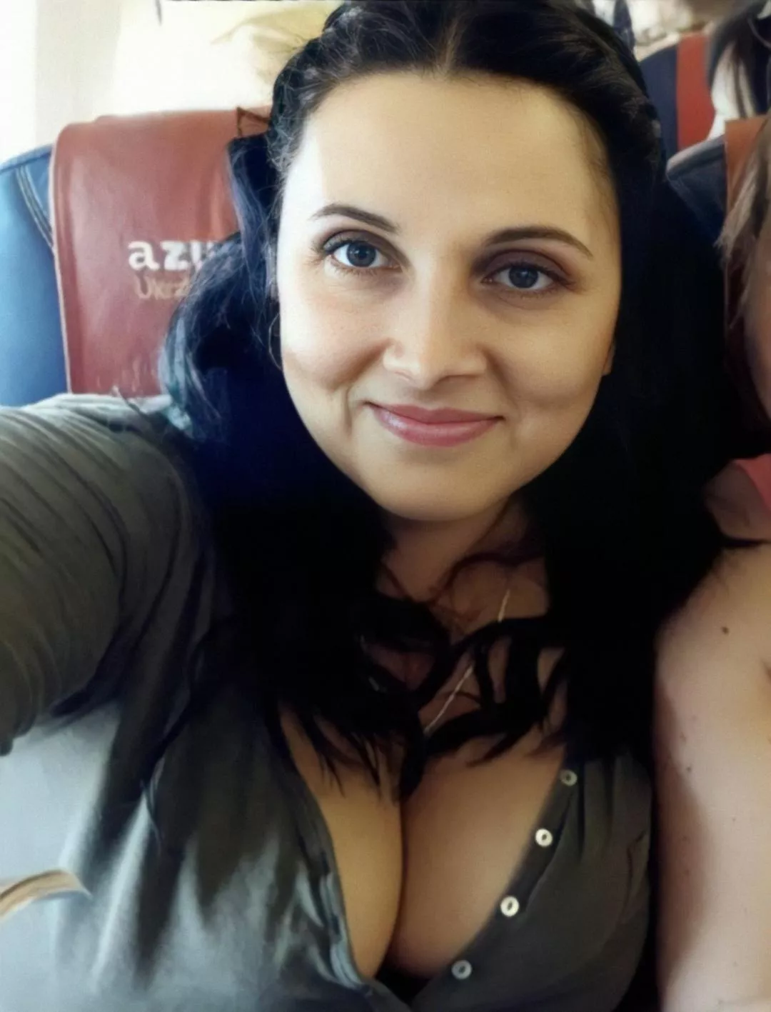 Really want to humiliate me? 100 upvotes and I'll be forced to upload pics of my mom in her bikini.