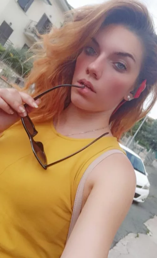 [Reddit Chat] I'll Send U Pictures Of My Beautiful And Innocent Girlfriend, Just To See U Turn Her Into A Slut By Making Horny Captions, Tributes Or Any Naughty Edit'Bout Her... DM Me For More Pics.