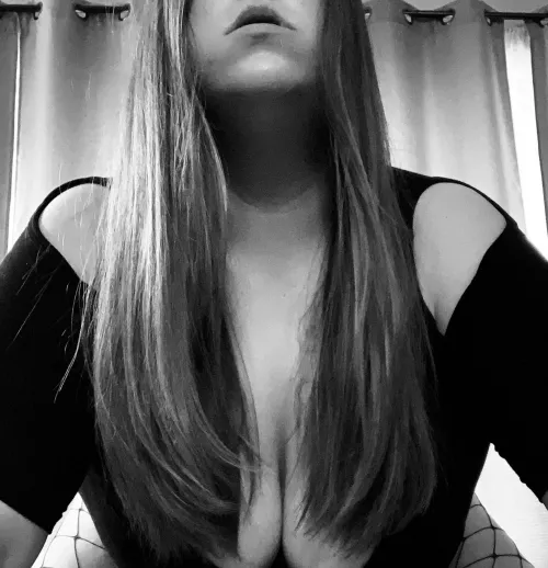 Rip my fishnets and pull my panties to the side