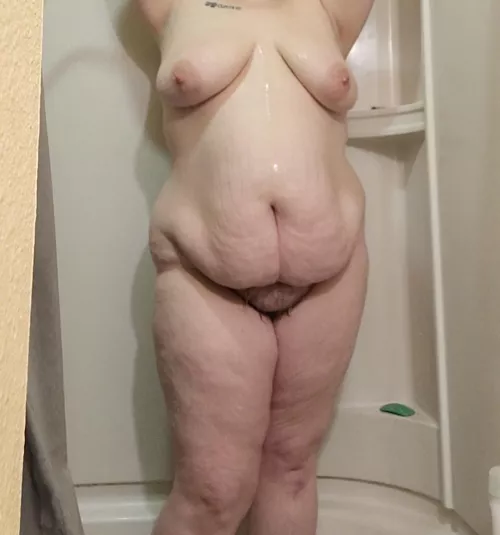 Rub a dub dub... 😝