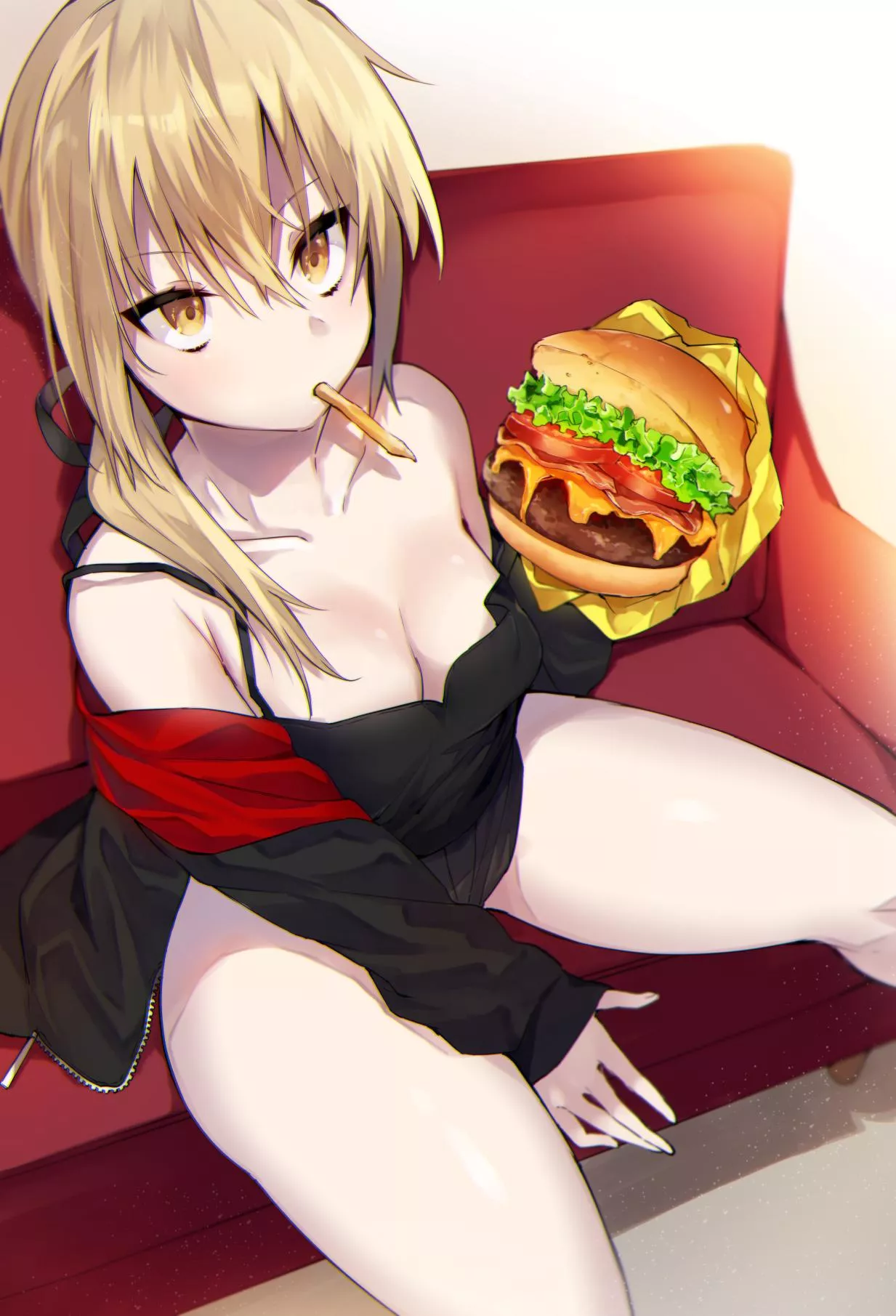 Salter enjoying her burger [fate grand order] by (だにまる)
