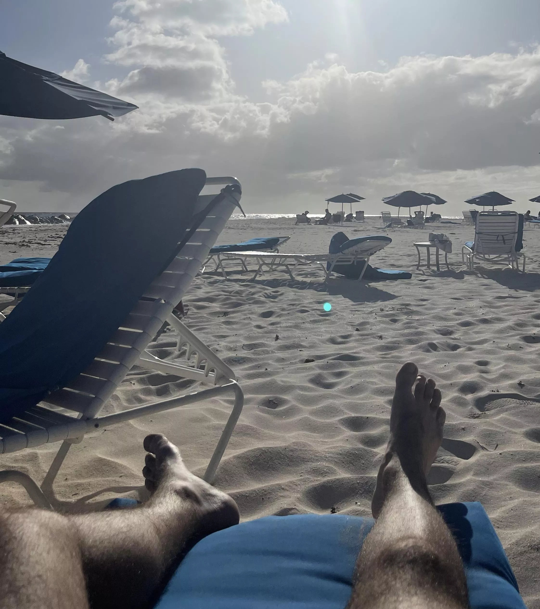 Sandy 🦶🏼Come get em 👅