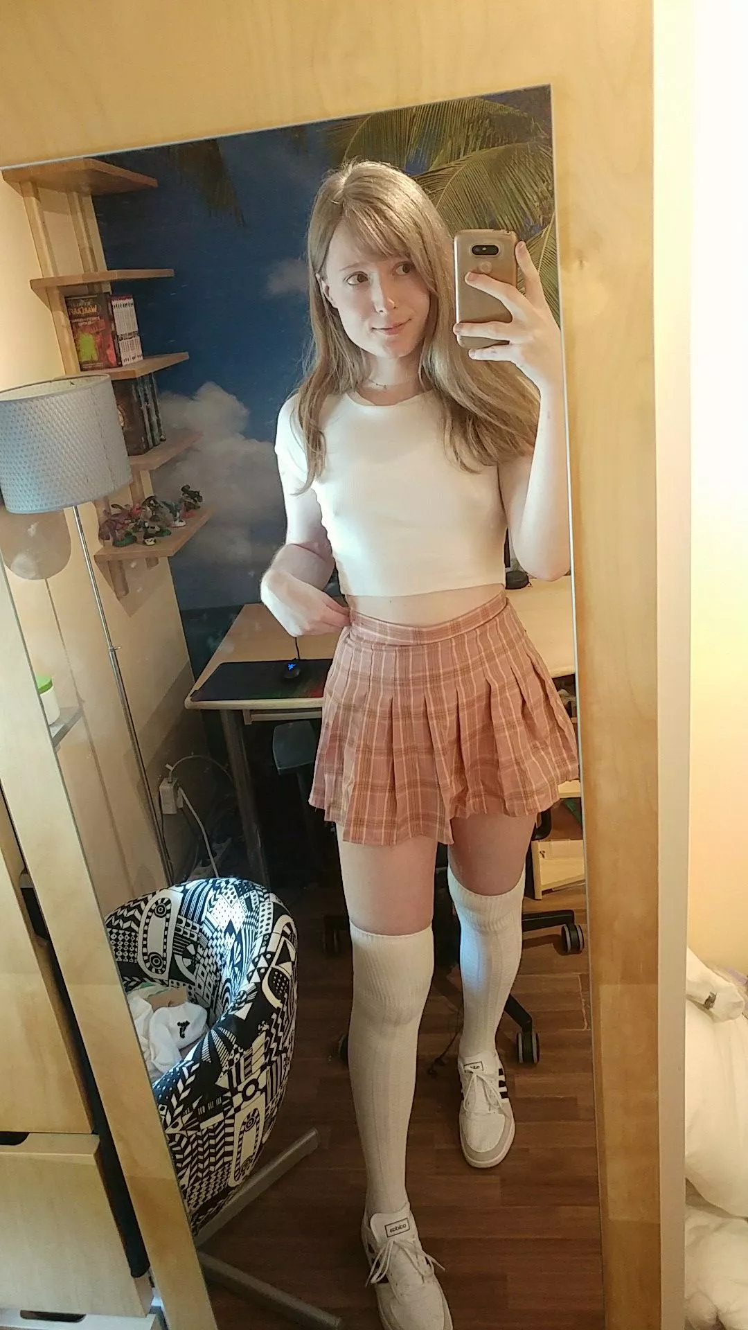school outfit :3