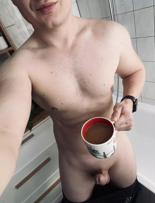 Second coffee, second post for today - this time it’s a really big one (the mug of course)! Cheers ☕️