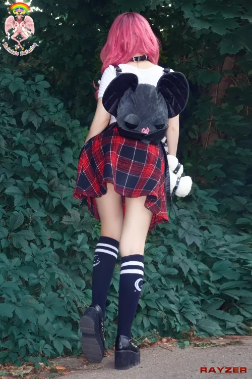 Seducing you on a walk š
