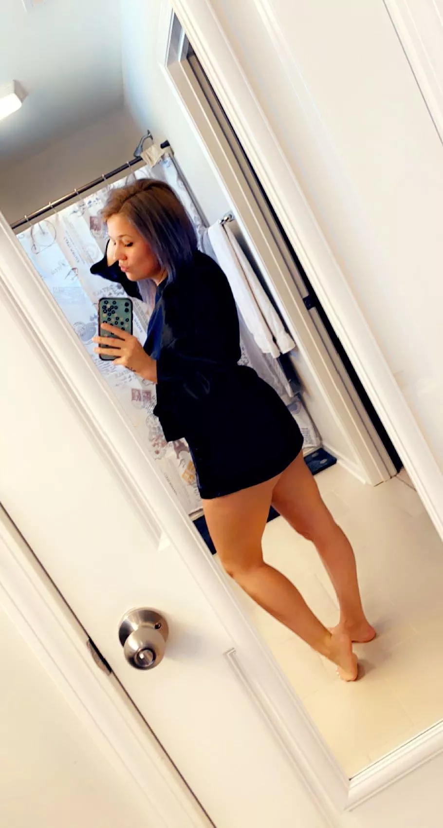 See baby, you’re my little secret. If you don’t tell, I won’t tell, come by and see what all i offer loves