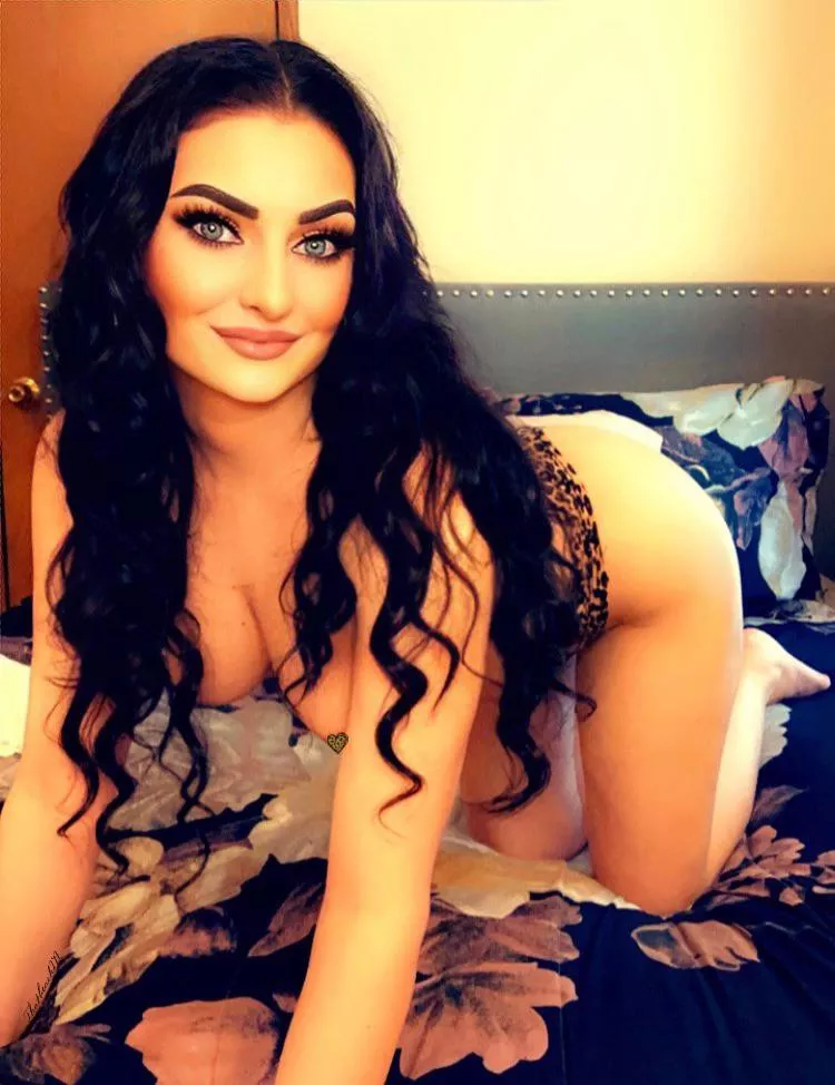 [Selling] 🖤 Friday—my second favorite ‘F’ word 🤎 Verified 🖤 Panties/Wearables • Pics/Vids • GFE • Sexting • Vials • Pops • Baked Goods & more! Menu & Reviews are pinned 🤎