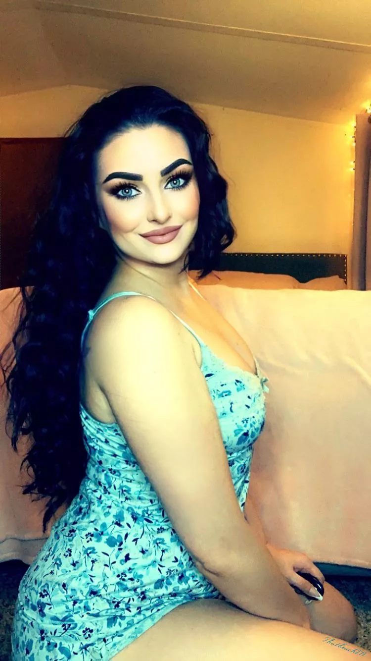 [Selling] Just a naughty MILF looking for some fun! Won’t you come play? 🤩 Fet/kink friendly. Worn Items & so much more. Check me out! 💋