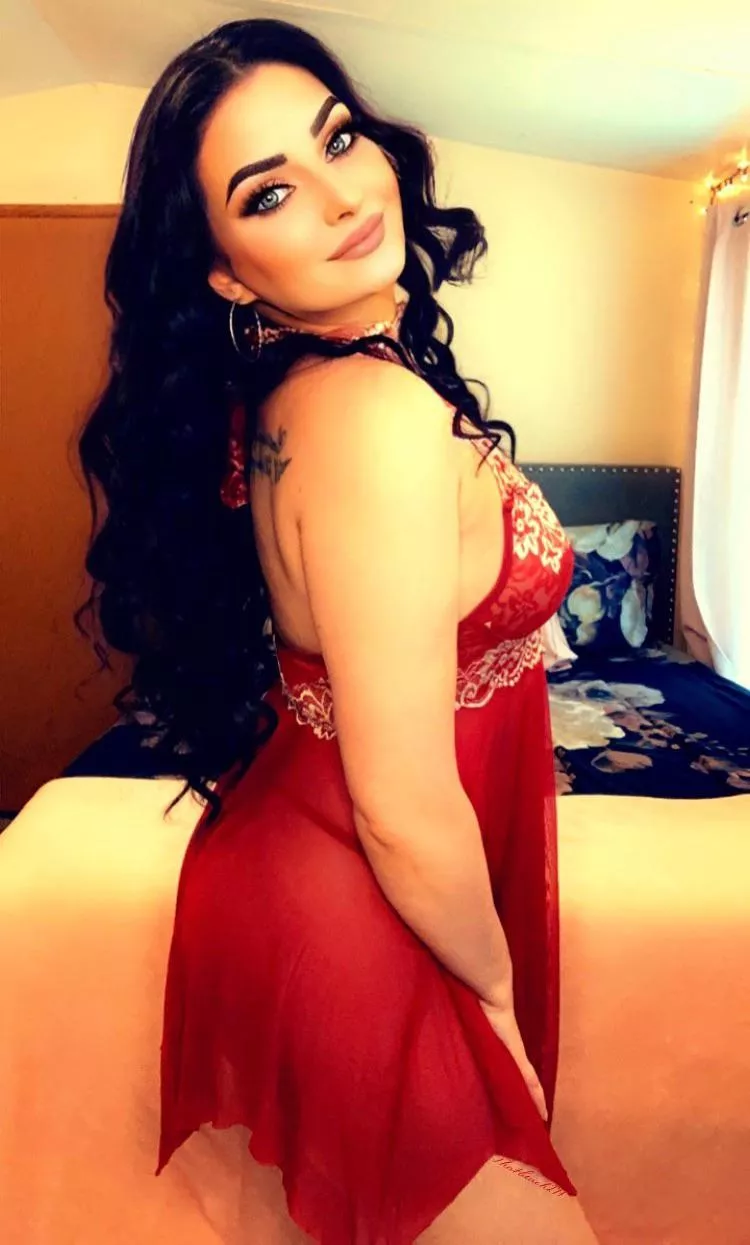 [Selling] 🌹 Making you horny & making you smile are my two favorite things 🌹 Verified 🌹 Panties/Wearables, Pics/Vids, Sexting, GFE, Vials, Candy & more. Menu & Reviews are pinned 🌹