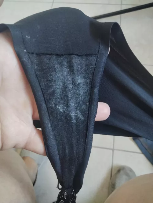 [SELLING] My biggest turn on?? Knowing that the smell of my panties brings you over the edge! 😈 [Proof Pics] 📸[Tracking number]📬 [Vac Sealed] 💎