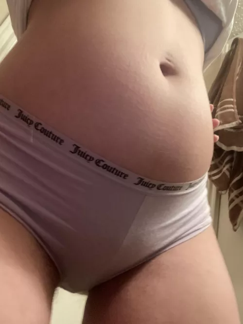[selling] Pregnancy Panties ✨🥴 freshly masturbated in Lilac Juicy Couture Panties! PM me for inquiries 😌 or if you’re interested in anything else 😉