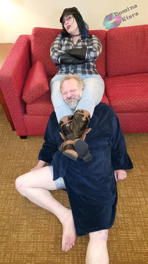 [Selling] Surrender to your Mistress now!