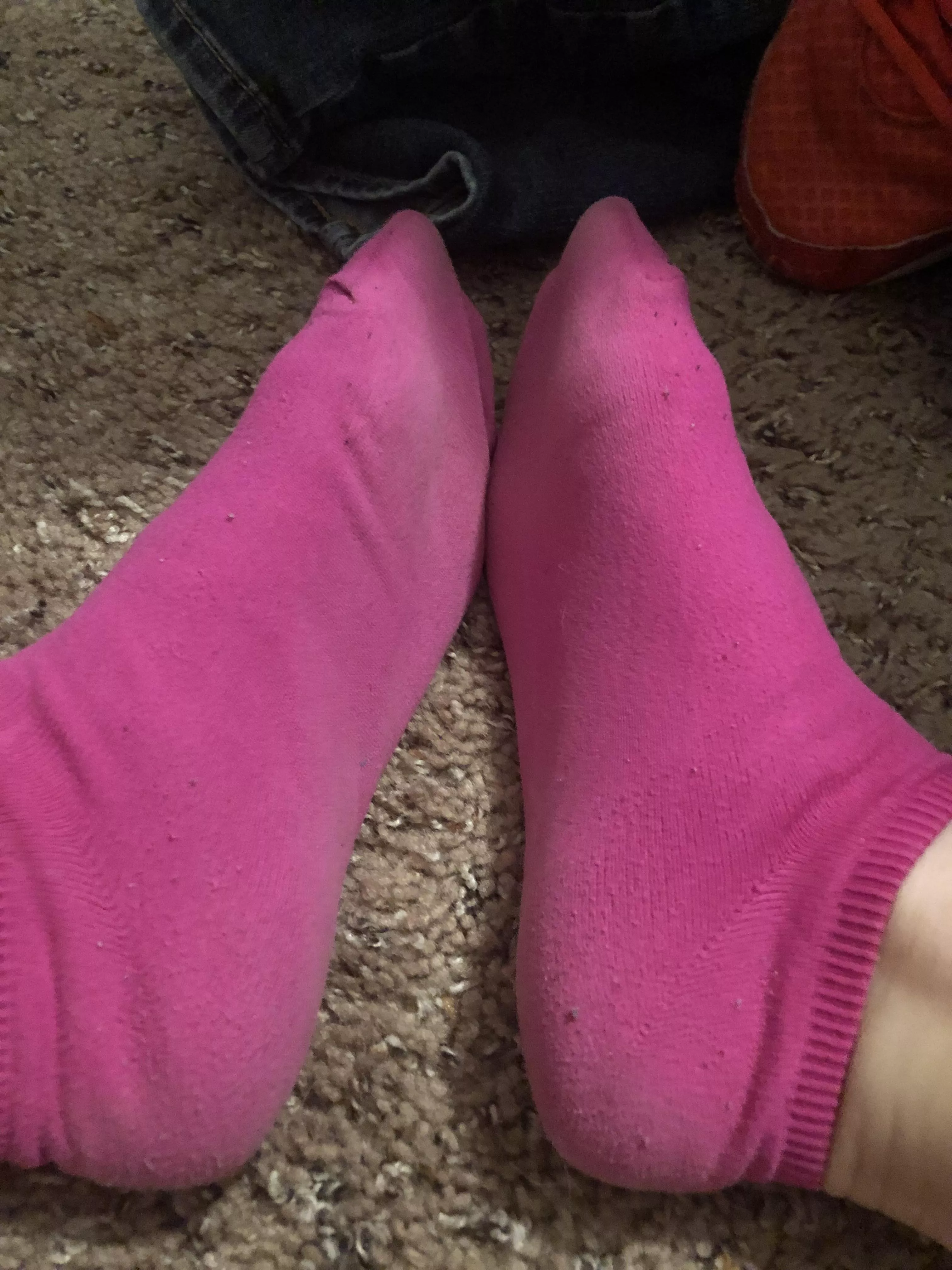 💋[Selling]💋Hot pink nylon ankle socks! Worn for a long day of work in the hot FL sunshine 😋 PM me with any questions, I can’t say “Yes!” unless you ask!😘