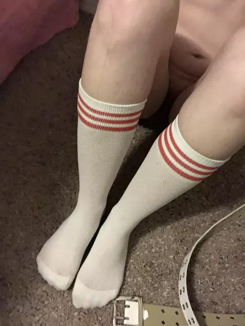 💋[Selling]💋Sweaty nylon schoolgirl socks for sale 😊 $15 for 2 days, $40 for 1 week. PM me with any questions, I can’t say “Yes!” unless you ask!❤️