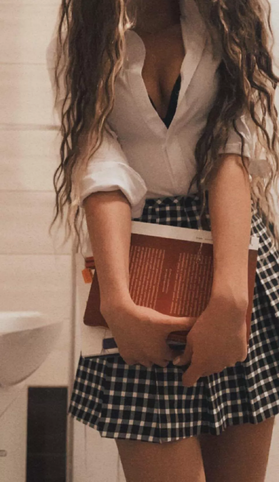 send me school girl bondage inspo pics 🥰 i am going to a photo shoot 🤩🤩🤩