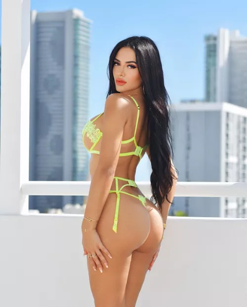 Sephora Maria (@sephoramn) [Instagram]