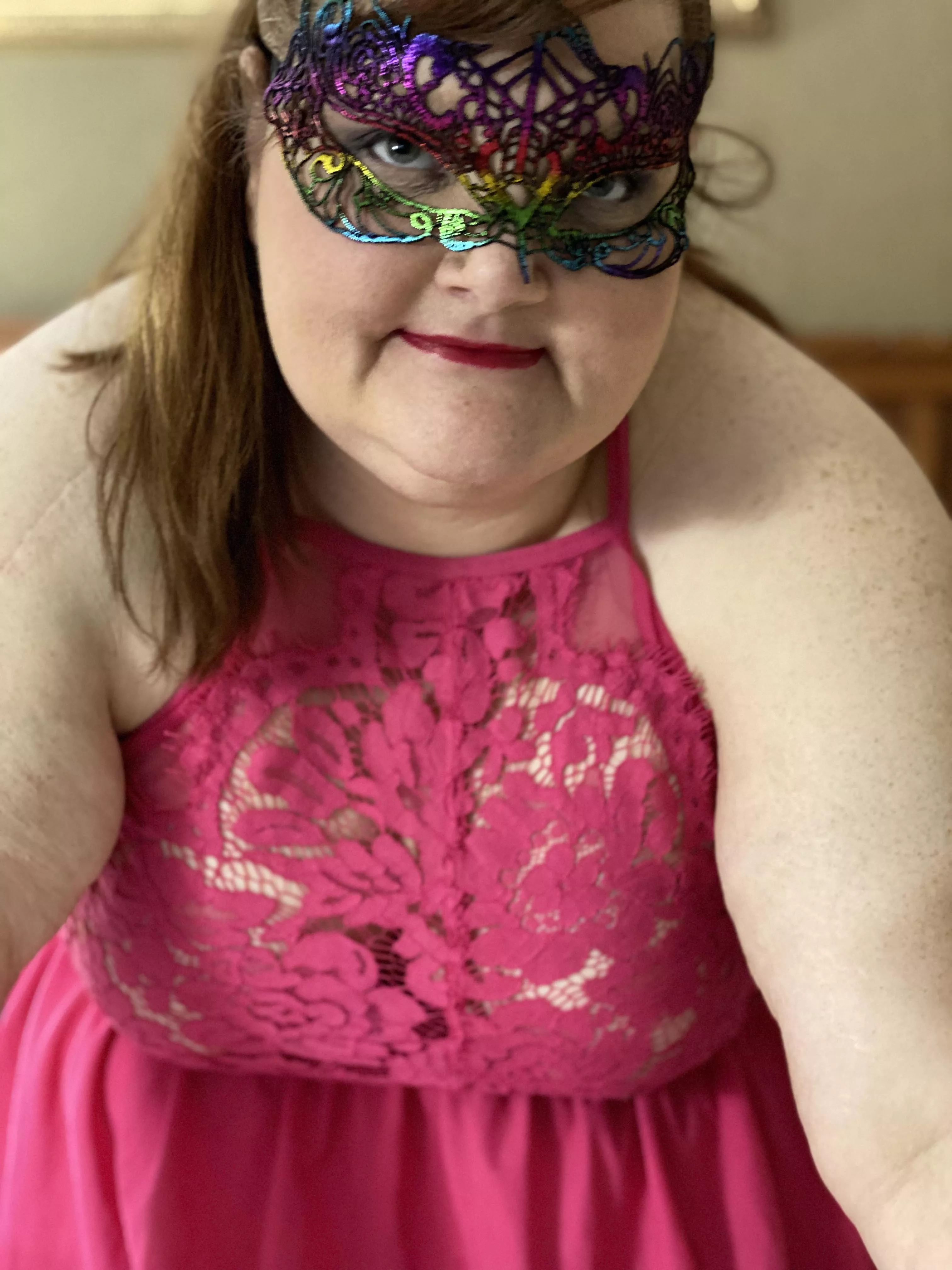 Sexy BBW Queen 👑 looking for those Kings out there. Let’s talk!