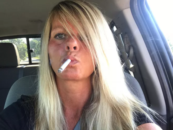 Sexy Smoker 💋 Original Content