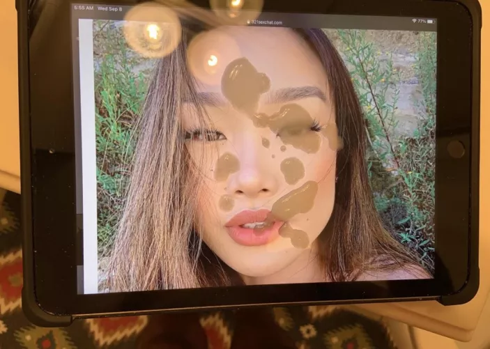 Shallyzsa face cumtribute