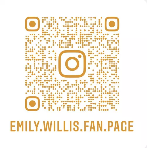 She is selling and her acc is 🥵🥵💦💦. Go @ her rn!!! ASAP!!!!