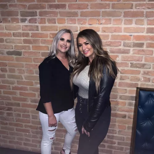 She knows she doesn’t stand a chance when her busty friend is in the club.