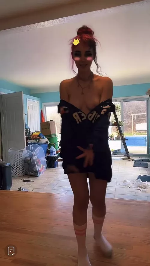 She’s live right now username in comments