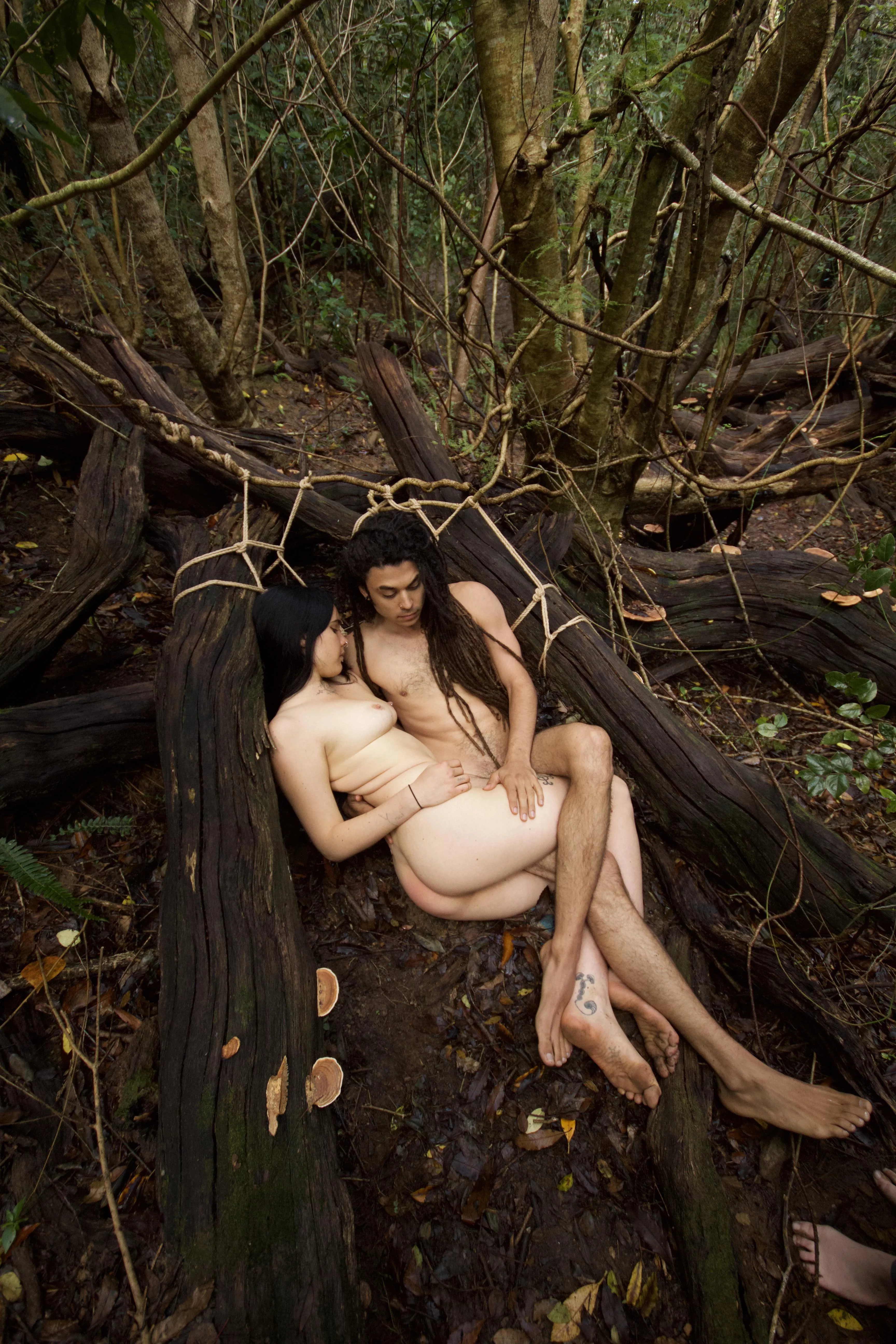 Shibari magic in the forest 🌹