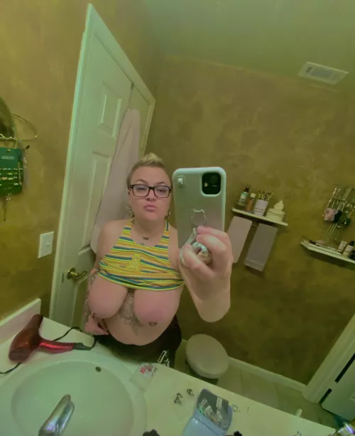 shifting realities 🐇🫠