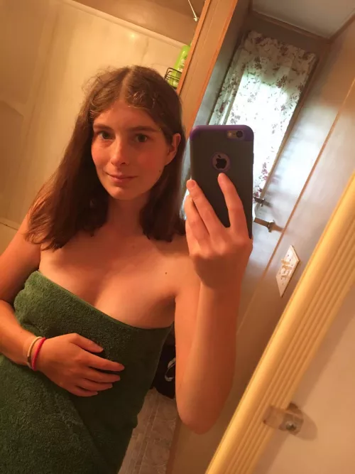 ππ π¦Should I drop the towel?