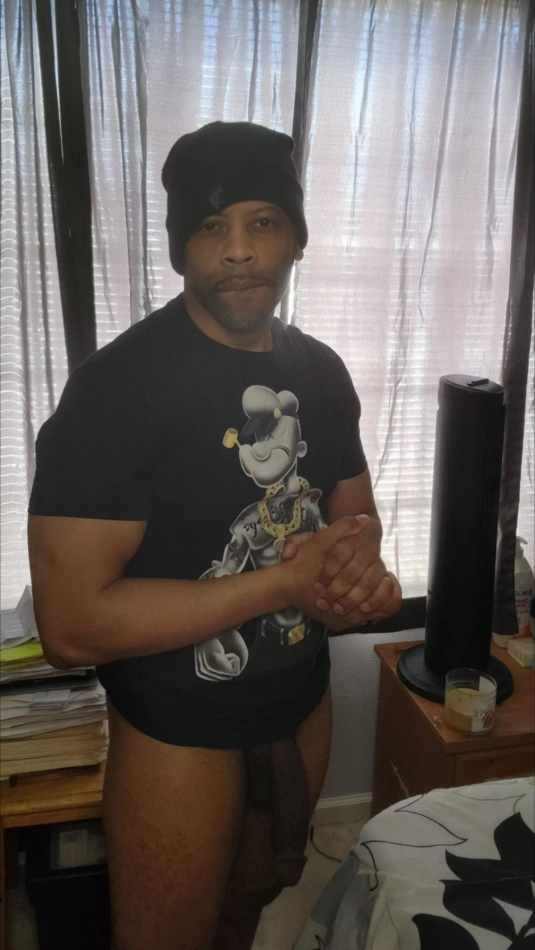 Should I feed it some spinach? (50) Should I feed it some spinach? (50)
