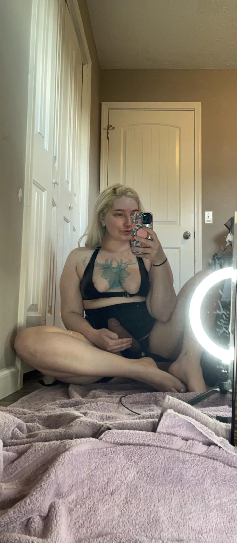 Should I fuck you or should you fuck me 🥺