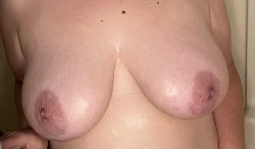 Shower anyone❤️‍🔥