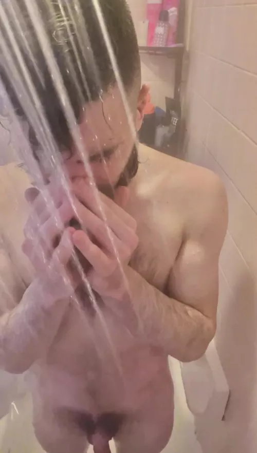 Showers after packing your morning bowl hits different