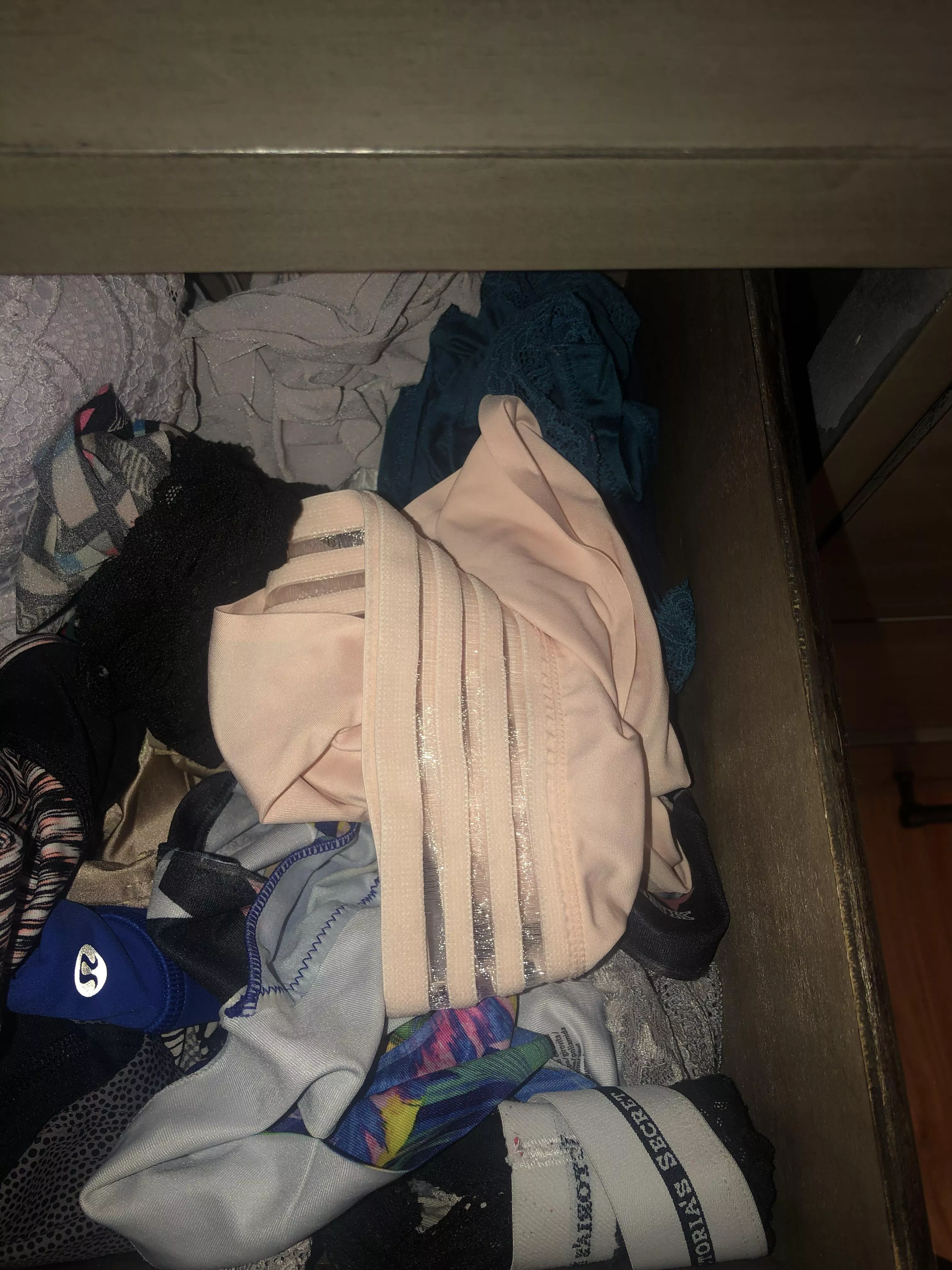 Sil panty drawer