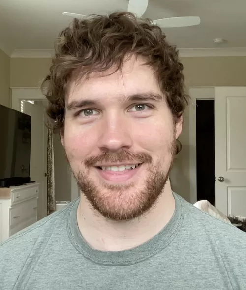 Single for the first time in 7 years...and learning to use dating apps for the first time ever! 👴🏻 The swipe right/left thing is so weird to me.