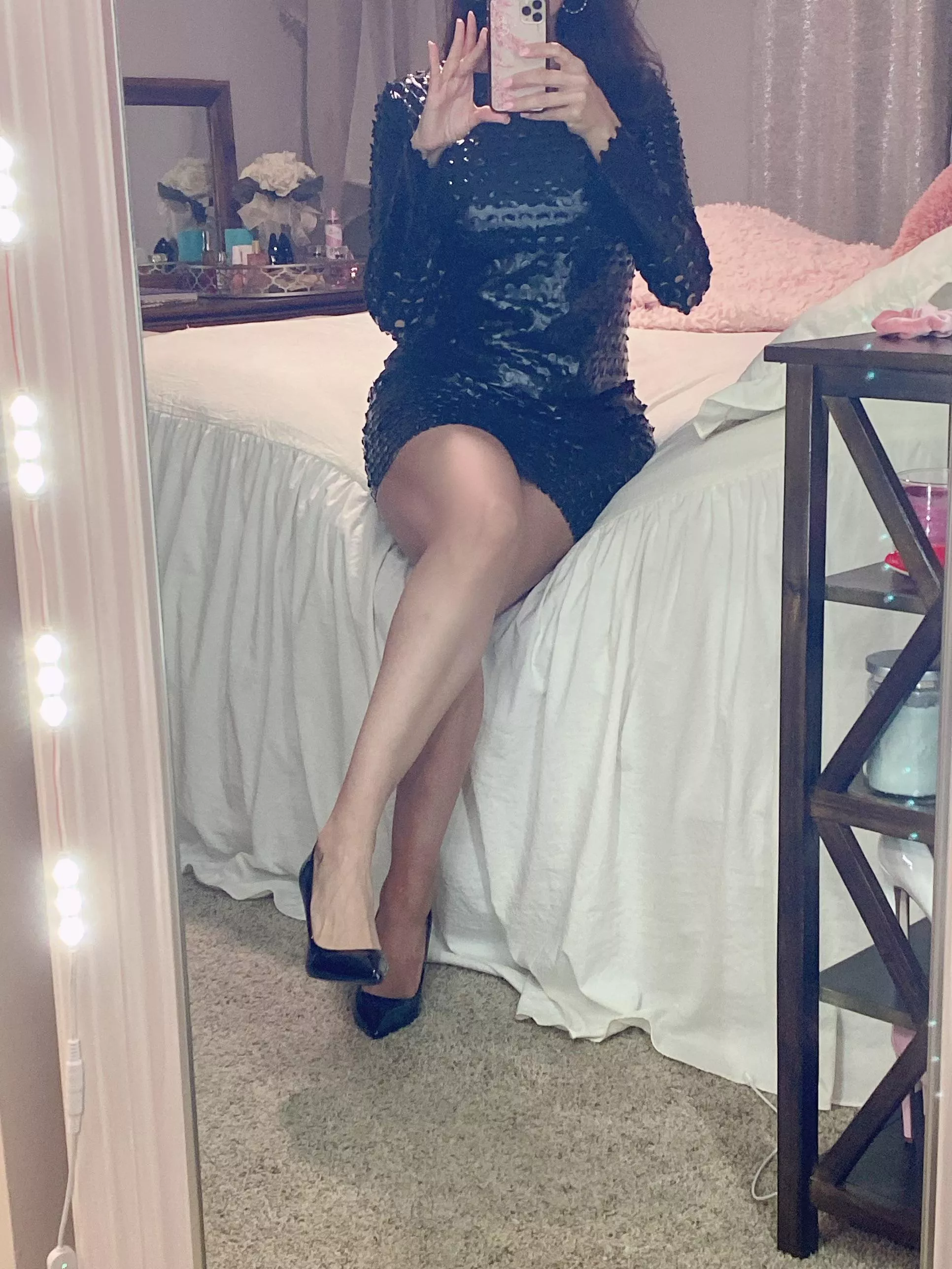 Slick black 😍 41/f