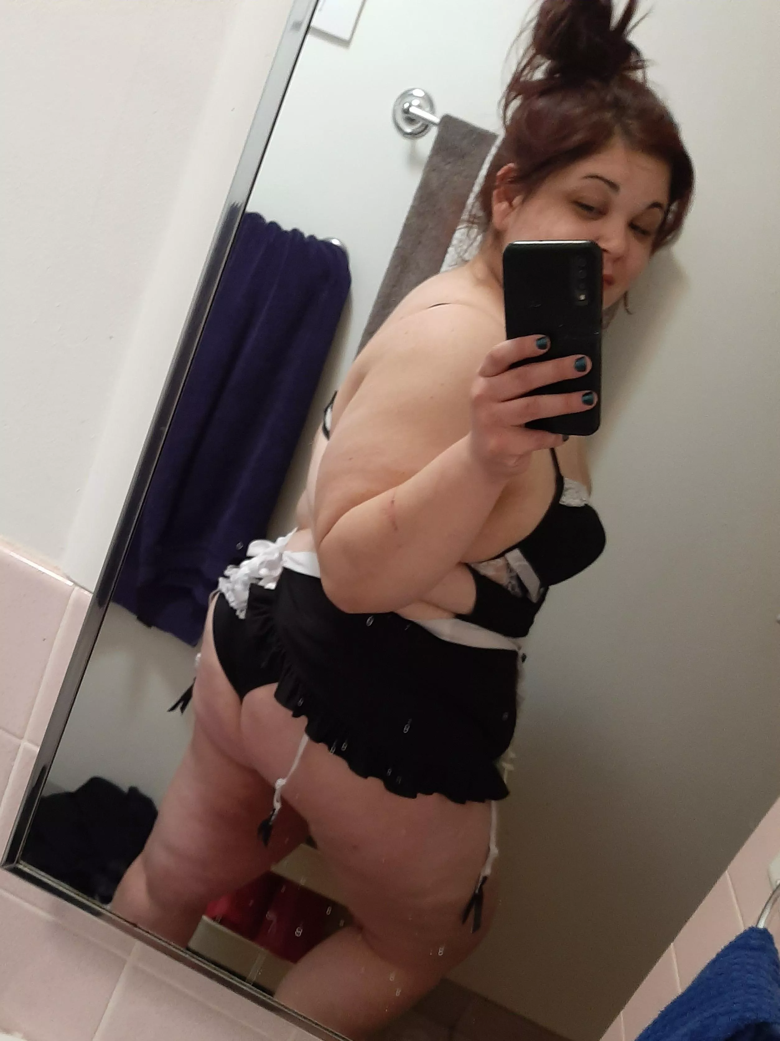 Slutty maid anyone? 😜