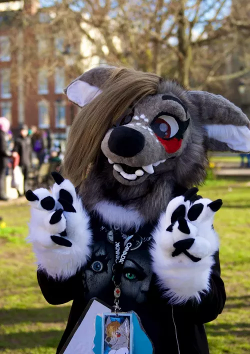 Smile! It looks good on you💖