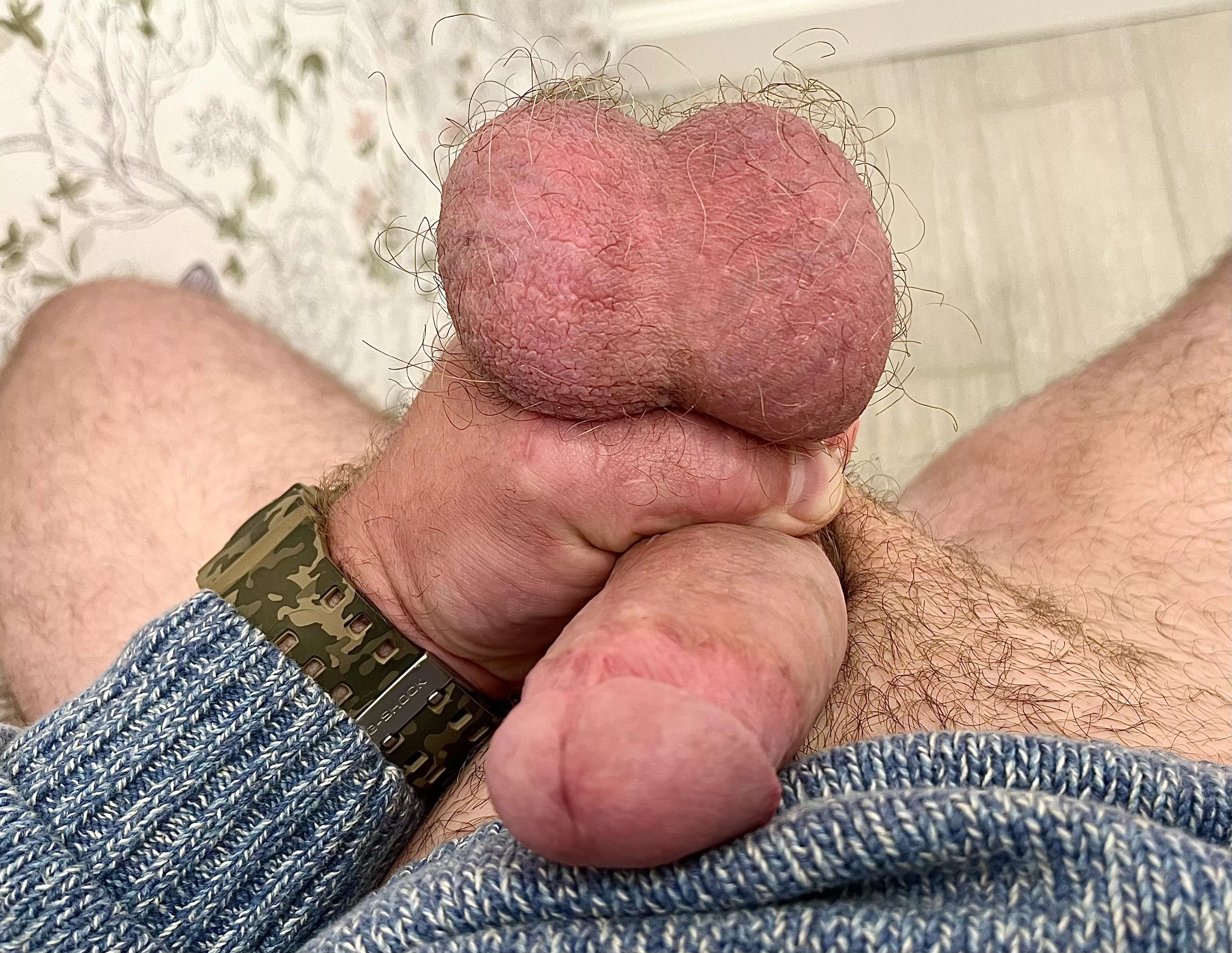 Sniff my hairy nuts and tell me if I need to wash em