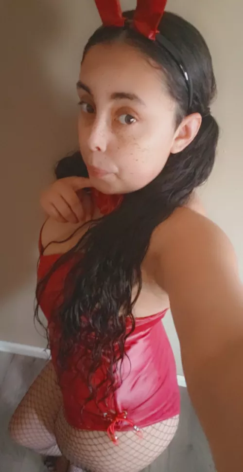 so many kittens on here... how about a bunny 🤗