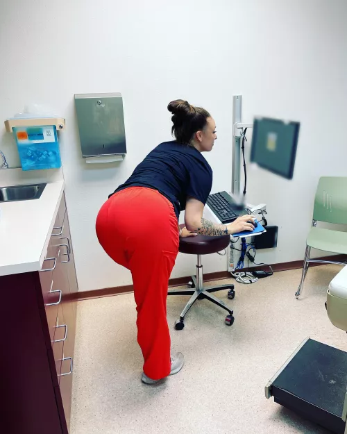 So you said you have problems getting it up? I can help 😈