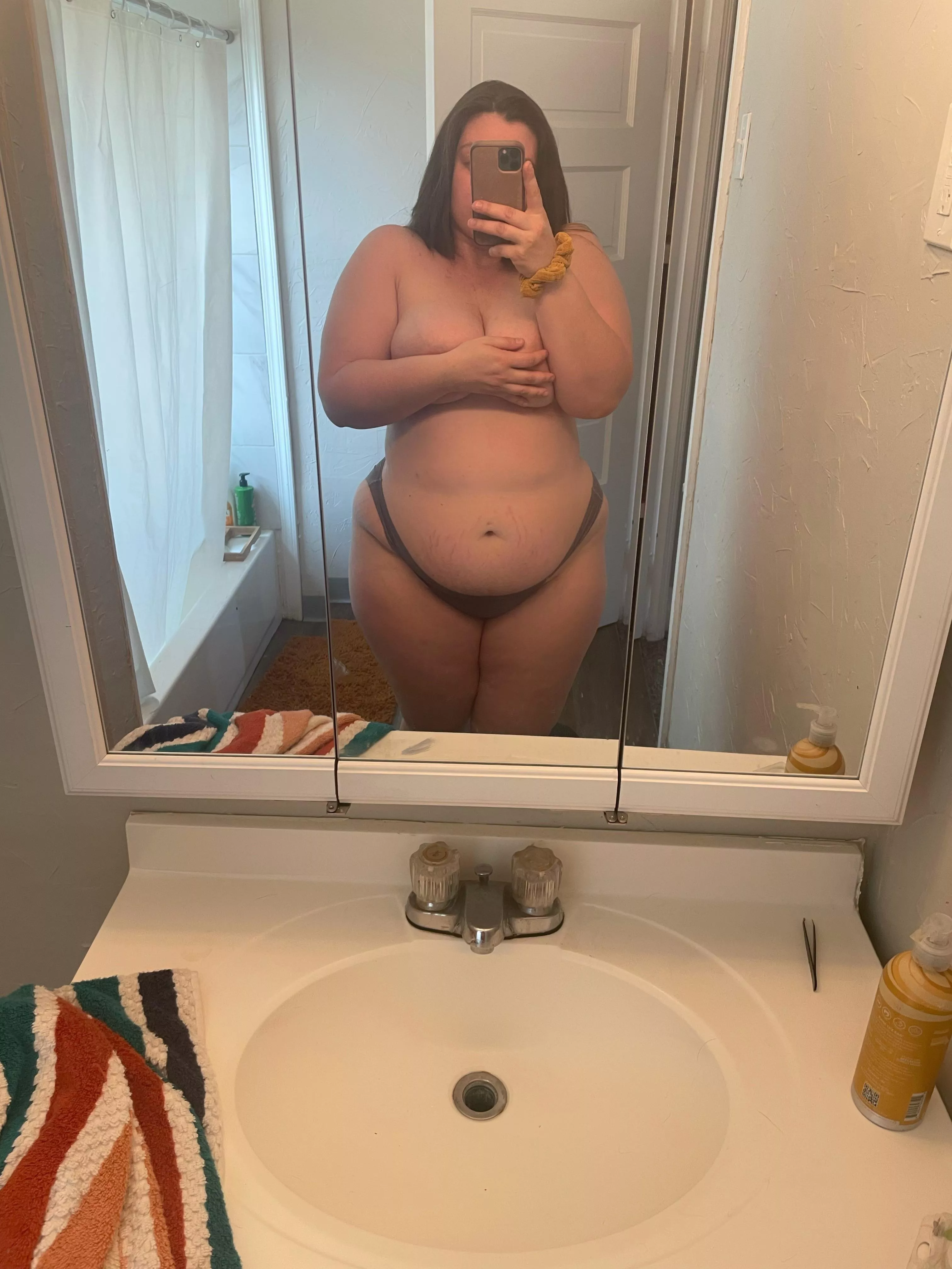 Soft belly for a soft slow morning 💜