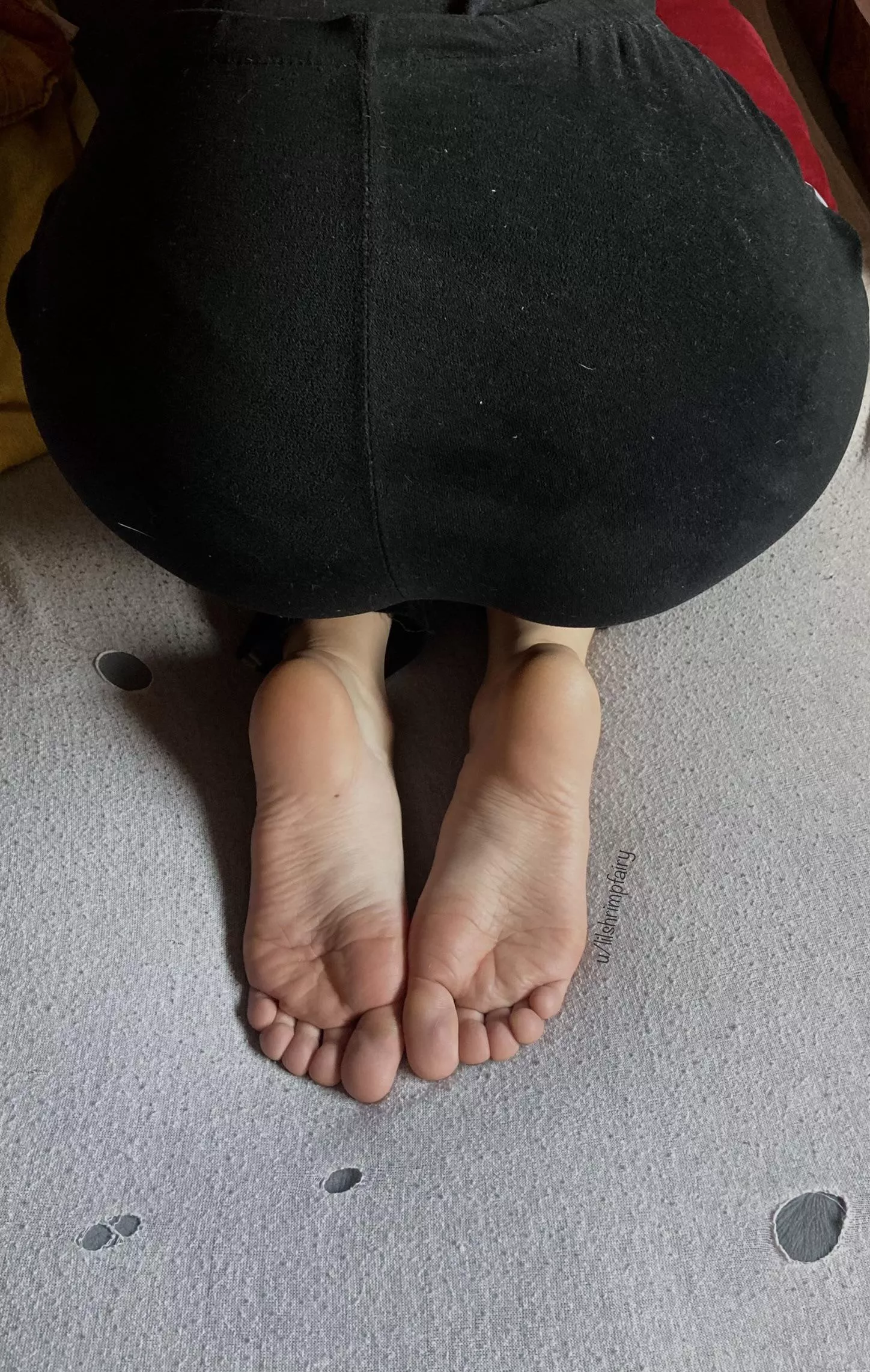 Soft toes hard ass 🧚🏻‍♀️