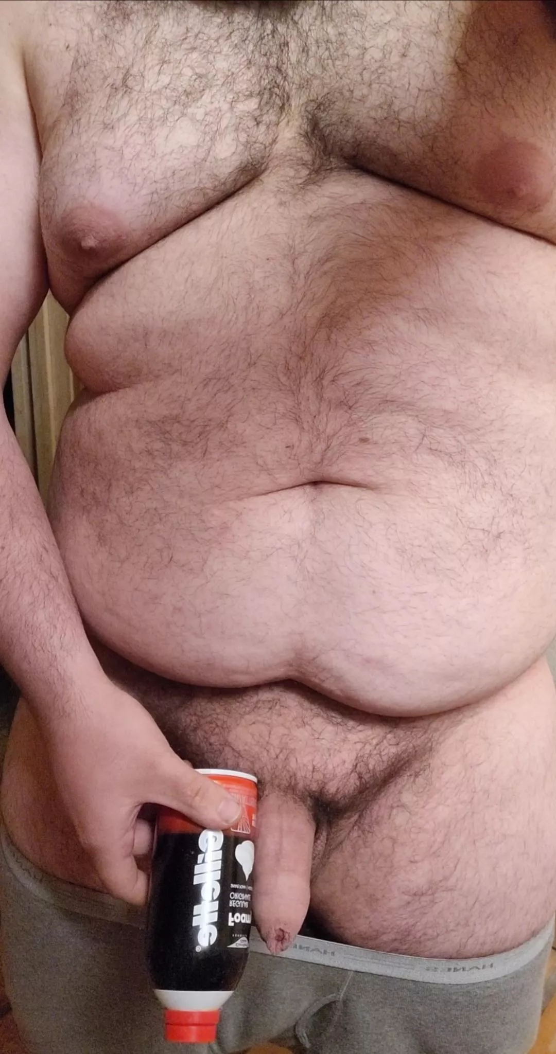 soft vs shaving cream. dms open (dont mind fat pad lol)