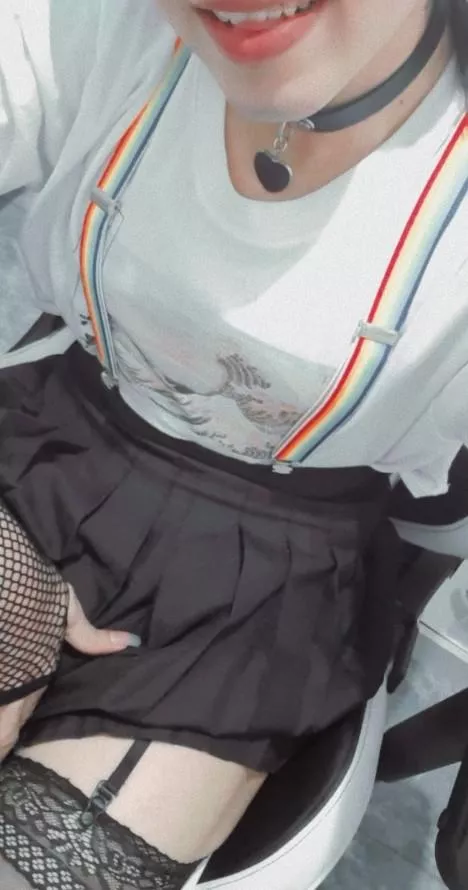 Someone want cuddle?