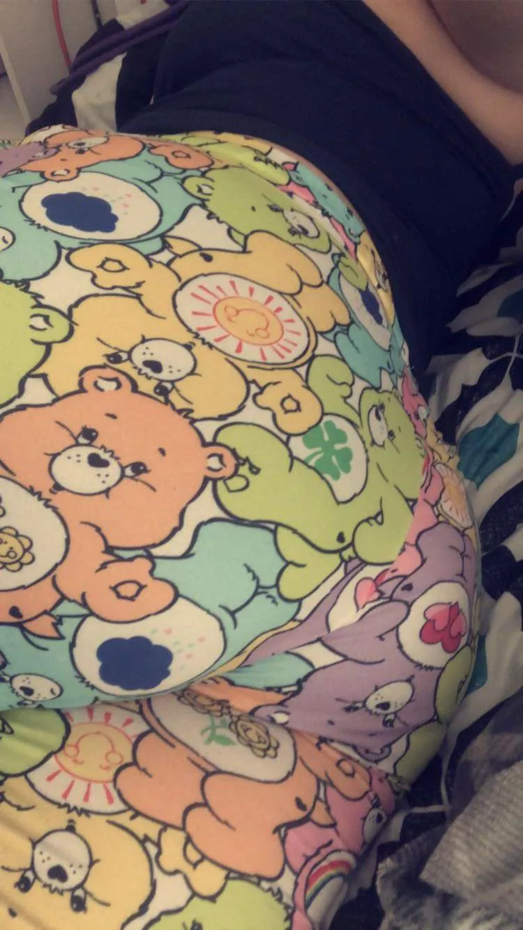 Sometimes I keep it casual 🥰 what do you think of my booty in my pjs 🥰 [BA]