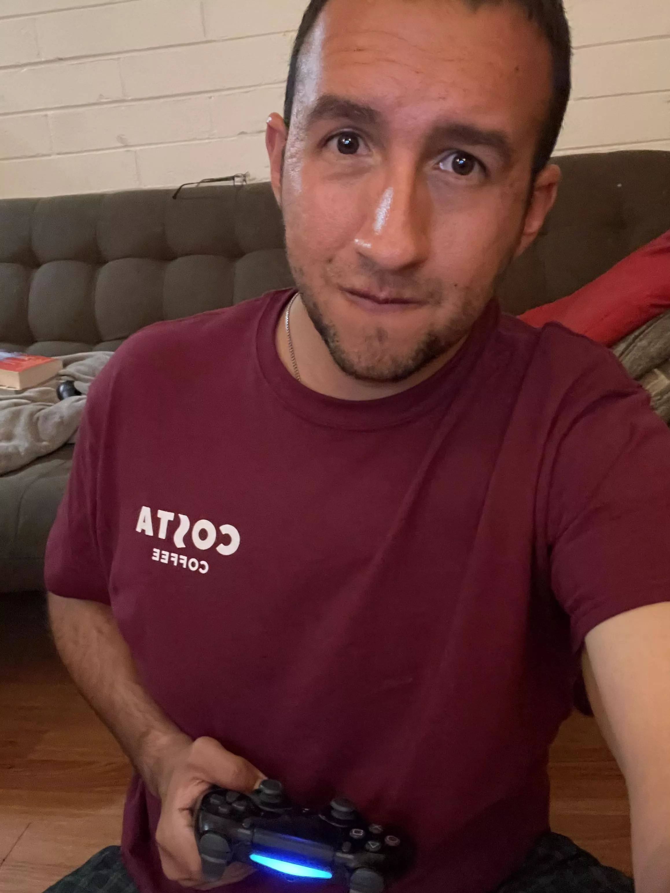 Sometimes I pause the game when there’s a cute guy nearby ☺️