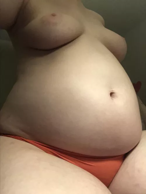 Soooo stuffed. But I know I can still fit something else inside me… 😏🍆