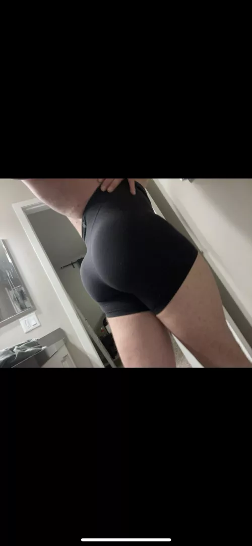 Spandex ass ;)
